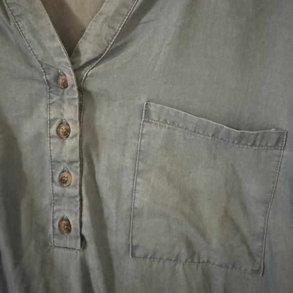 MINE light weight soft denim shirt with button up sleeves Large - Picture 3 of 5